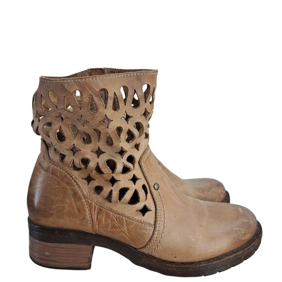 Dromedaris Kenza Leather Heel Cutout Chelsea Boots Size 38 US 7.5-8 Zipper Beige - Picture 11 of 13